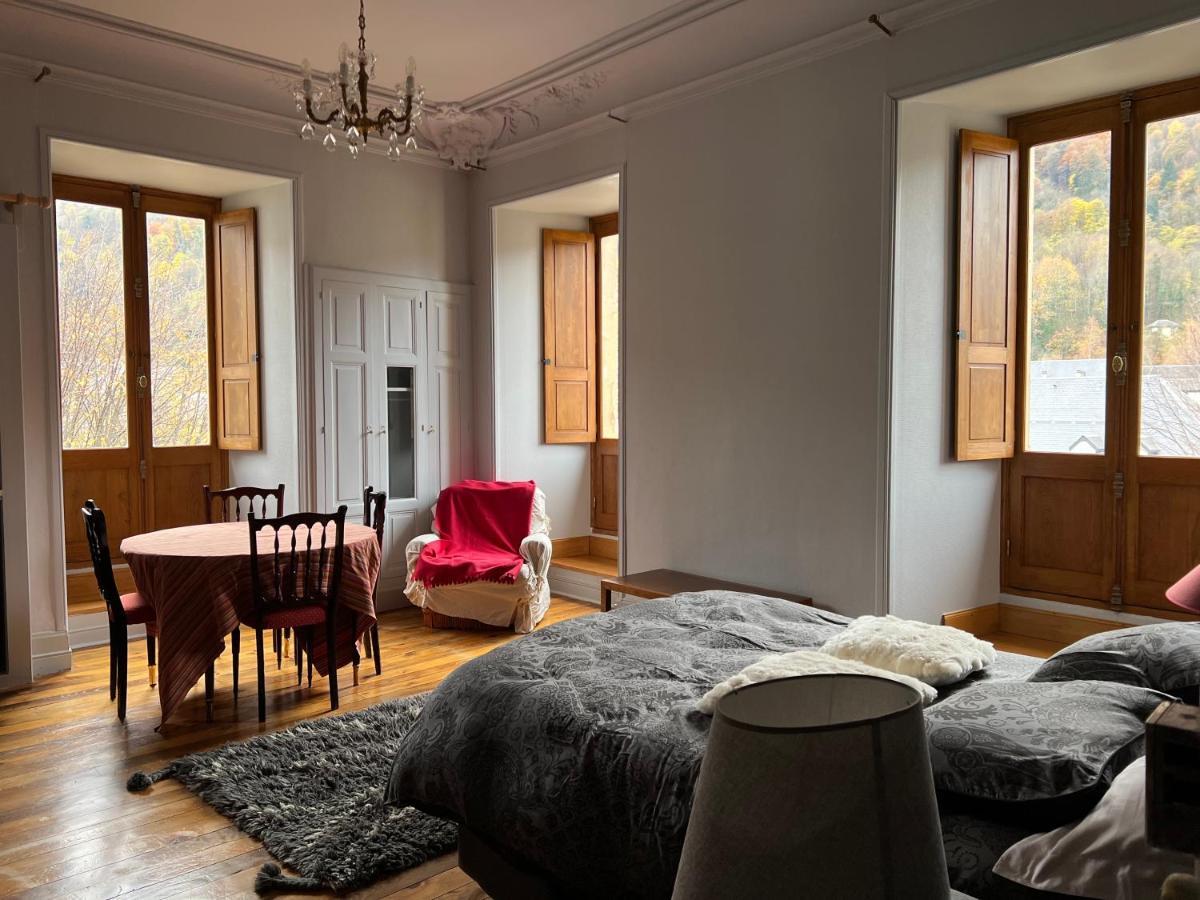 Villa Luisa Bagneres-de-Luchon ภายนอก รูปภาพ